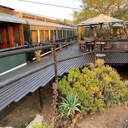 Out In Africa Wildlife Lodge Hammanskraal Bagian luar foto