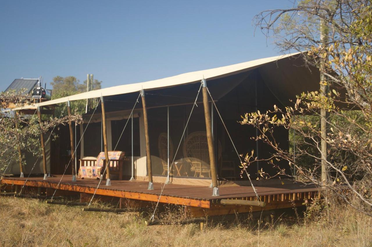 Out In Africa Wildlife Lodge Hammanskraal Bagian luar foto